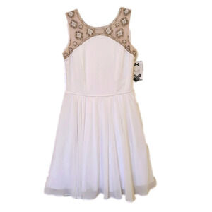 Nordstorm Egshell Beaded White Mini Dress w/ Layered Bottom & Sleeveless NWT